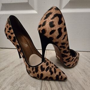 Gorgeous leopard print ponyskin stilettos